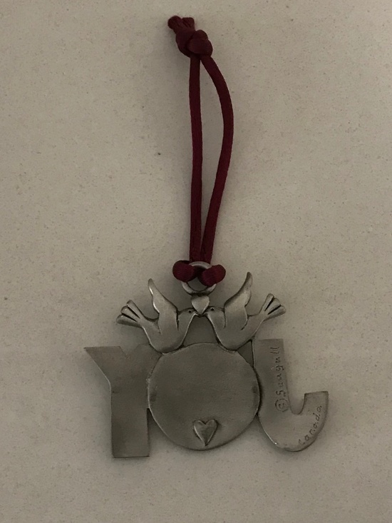 Seagull Canada Pewter Christmas Ornament ‘Joy to the World ‘ - Picture 2 of 4